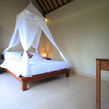 Tanggal Merah Guest House Ubud  Luaran gambar