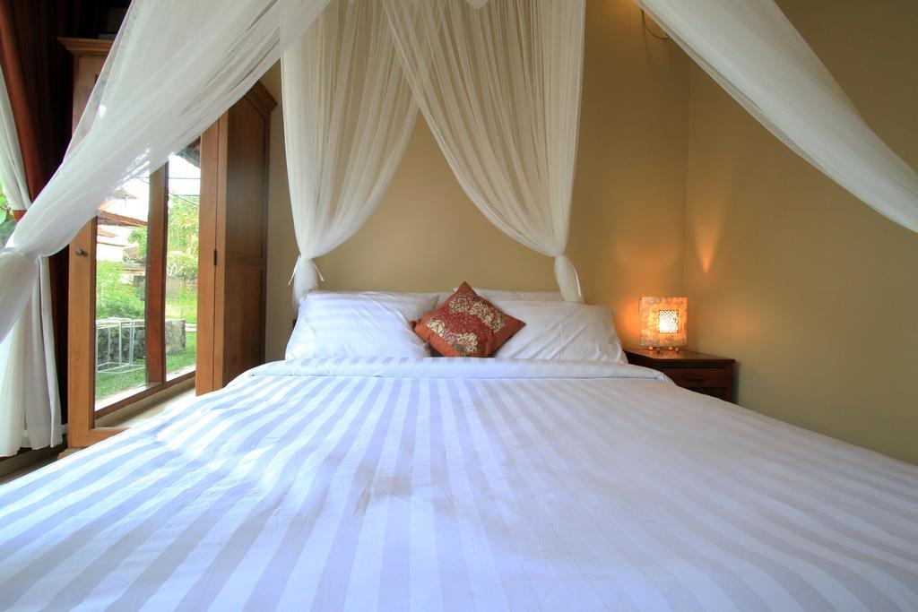 Tanggal Merah Guest House Ubud  Luaran gambar