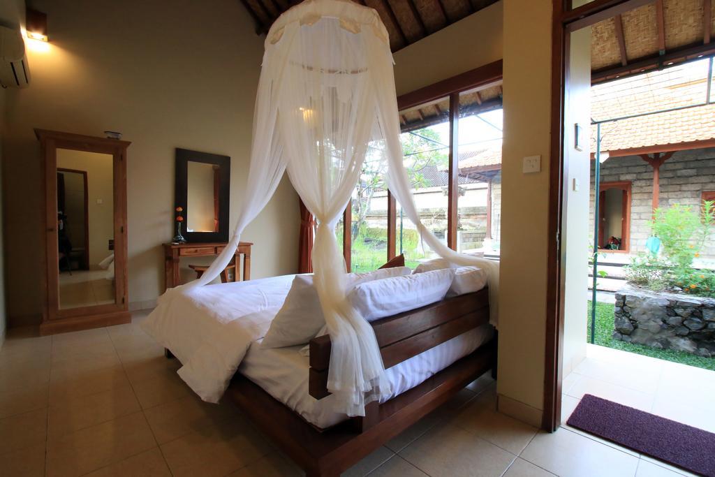 Tanggal Merah Guest House Ubud  Luaran gambar