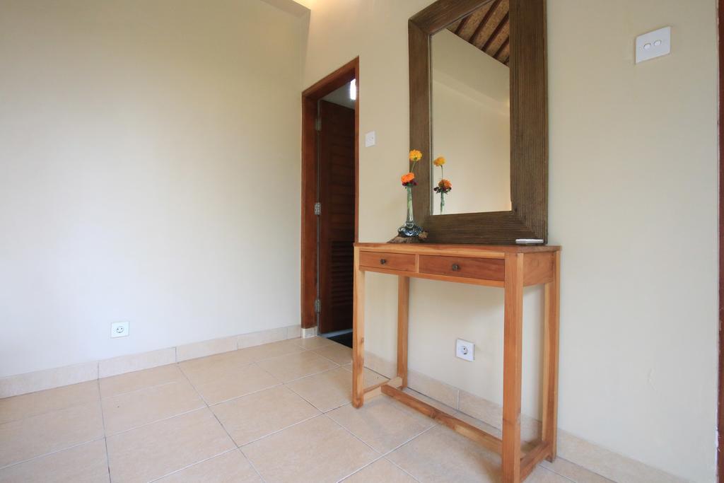 Tanggal Merah Guest House Ubud  Luaran gambar