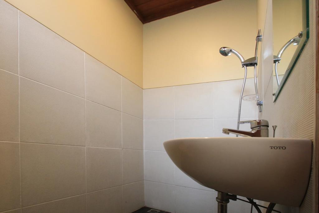 Tanggal Merah Guest House Ubud  Luaran gambar