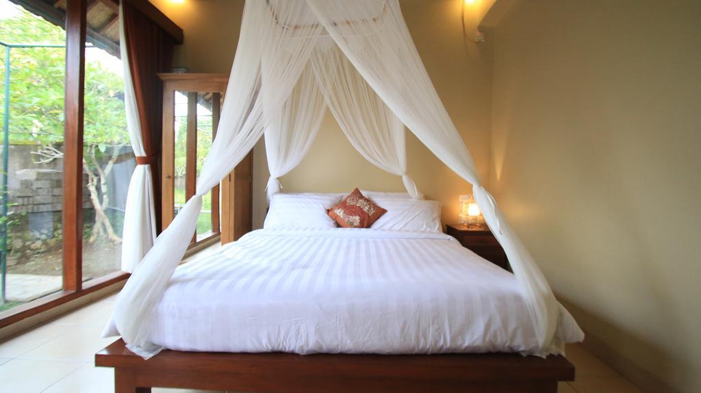 Tanggal Merah Guest House Ubud  Luaran gambar