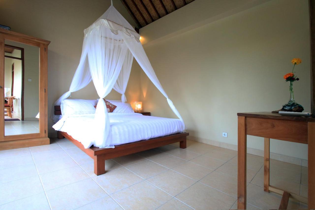 Tanggal Merah Guest House Ubud  Luaran gambar